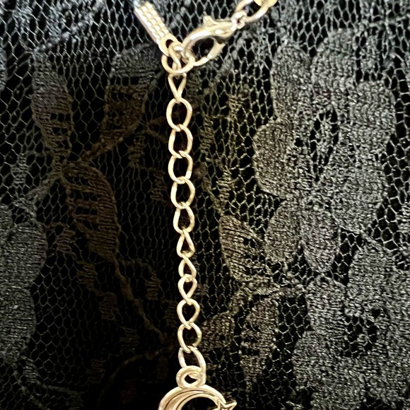 NWT Alien Bearing Peace Sign in a UFO Necklace on Black Leather Cord - Picture 7 of 7